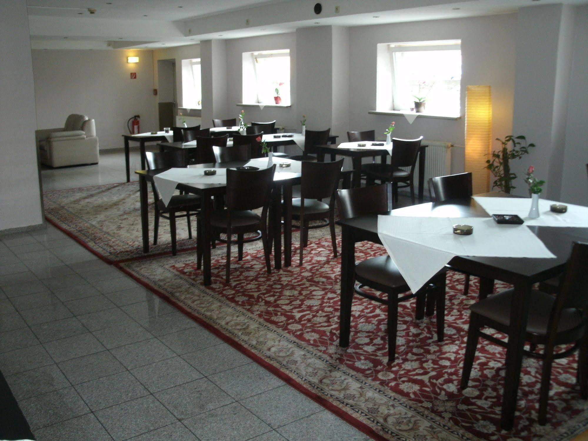 Plaza Inn Hamburg Moorfleet ภายนอก รูปภาพ